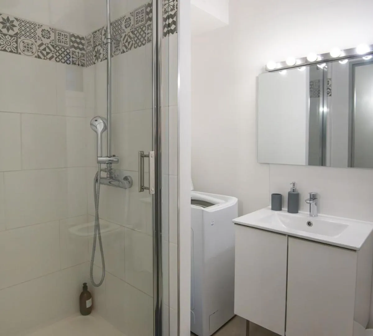 36 M2 2-Room Apartment, Parking, Fiber Internet, Near Metro, Literie Bultex ラモンヴィル・サン・タニュ フランス